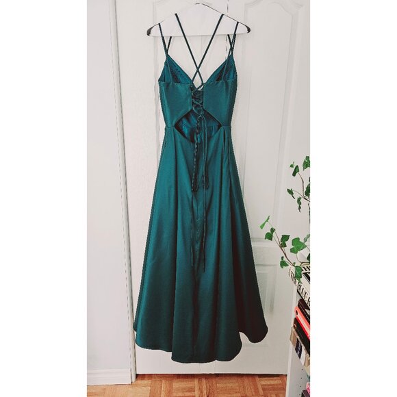 1ère Avenue Ball Gown/Prom Dress in Emerald Green Like NEW Size 4 - Picture 9 of 9
